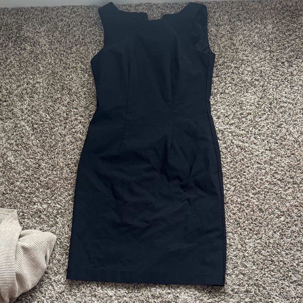 Chic Black Sleeveless Mini Dress